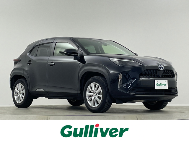 トヨタ ヤリスクロス ハイブリッド G 埼玉県 2022(令4)年 2.8万km ブラックマイカ 純正８インチナビ　Ｂｌｕｅｔｏｏｔｈ　アラウンドビューモニター　前後ドライブレコーダー　レーダークルーズコントロール　レーンキープアシスト　コーナーセンサー　衝突軽減システム　スマートキー ＥＴＣ