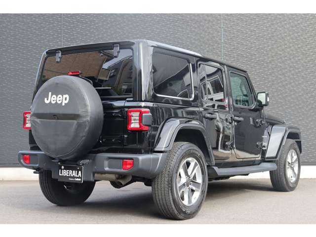 クライスラー・ジープ ジープ ラングラー アンリミテッド サハラ ローンチエディション 大分県 2018(平30)年 8.9万km ブラック 当店買取車両/クルーズコントロール/ブラインドスポットモニター/純正ナビ/地デジ/ＣａｒＰｌａｙ/Bluetooth/ＵＳＢ/フロントカメラ/バックカメラ/サイドカメラ/レザーシート（黒）/シートヒーター/ステアリングヒーター/ＬＥＤヘッドライト/オートライト/純正１８インチＡＷ/ＥＴＣ/ドライブレコーダー前後（ユピテル）