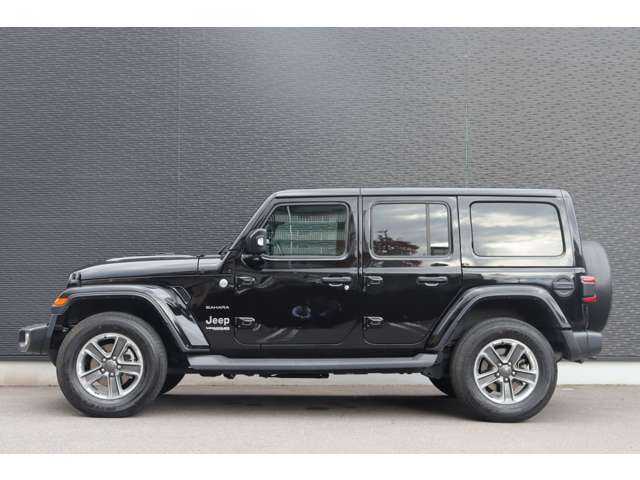 クライスラー・ジープ ジープ ラングラー アンリミテッド サハラ ローンチエディション 大分県 2018(平30)年 8.9万km ブラック 当店買取車両/クルーズコントロール/ブラインドスポットモニター/純正ナビ/地デジ/ＣａｒＰｌａｙ/Bluetooth/ＵＳＢ/フロントカメラ/バックカメラ/サイドカメラ/レザーシート（黒）/シートヒーター/ステアリングヒーター/ＬＥＤヘッドライト/オートライト/純正１８インチＡＷ/ＥＴＣ/ドライブレコーダー前後（ユピテル）