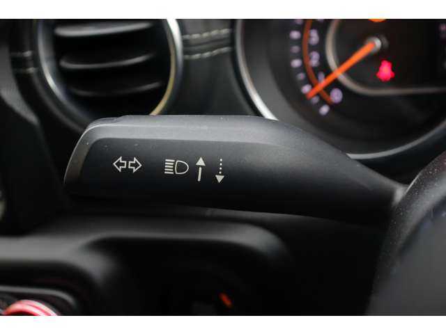 クライスラー・ジープ ジープ ラングラー アンリミテッド サハラ ローンチエディション 大分県 2018(平30)年 8.9万km ブラック 当店買取車両/クルーズコントロール/ブラインドスポットモニター/純正ナビ/地デジ/ＣａｒＰｌａｙ/Bluetooth/ＵＳＢ/フロントカメラ/バックカメラ/サイドカメラ/レザーシート（黒）/シートヒーター/ステアリングヒーター/ＬＥＤヘッドライト/オートライト/純正１８インチＡＷ/ＥＴＣ/ドライブレコーダー前後（ユピテル）