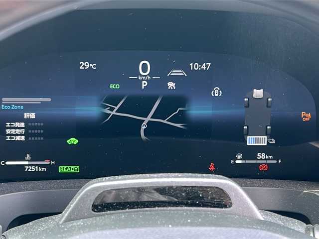 トヨタ アルファードハイブリット Z 埼玉県 2024(令6)年 0.8万km プラチナホワイトパールマイカ ワンオーナー　/ツインルーフ　/純正フリップダウンモニター　/純正ディスプレイオーディオ　/フルセグ/BT/USB/HDMI/AM/FM/デジタルインナーミラー　/ユニバーサルステップ　/全周囲カメラ　/前後ドライブレコーダー　/オートホールド/電動パーキング/ACC/オートライト/オートハイビーム/パワーバックドア/運転席メモリーシート/前・2列目パワーシート/前・2列目シートヒーター/前・2列目エアーシート/ハンドルヒーター/パドルシフト/BSM/LKA/PKSB/クリアランスソナー/LSA/パーキングアシスト/ビルトインETC/置くだけ充電/スマートキー2本　/保証書