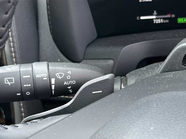 トヨタ アルファードハイブリット Z 埼玉県 2024(令6)年 0.8万km プラチナホワイトパールマイカ ワンオーナー　/ツインルーフ　/純正フリップダウンモニター　/純正ディスプレイオーディオ　/フルセグ/BT/USB/HDMI/AM/FM/デジタルインナーミラー　/ユニバーサルステップ　/全周囲カメラ　/前後ドライブレコーダー　/オートホールド/電動パーキング/ACC/オートライト/オートハイビーム/パワーバックドア/運転席メモリーシート/前・2列目パワーシート/前・2列目シートヒーター/前・2列目エアーシート/ハンドルヒーター/パドルシフト/BSM/LKA/PKSB/クリアランスソナー/LSA/パーキングアシスト/ビルトインETC/置くだけ充電/スマートキー2本　/保証書