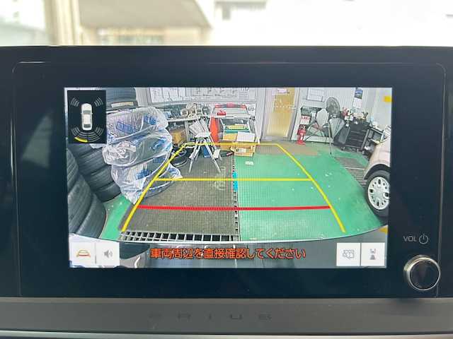 トヨタ プリウス G 宮城県 2023(令5)年 1.3万km プラチナホワイトパールマイカ ワンオーナー/純正ナビ（AM/FM/BT/USB）/フルセグTV/レーダークルーズコントロール/レーンキープアシスト/衝突被害軽減装置/コーナーセンサー/シートヒーター/電動パーキングブレーキ/オートライト/オートマチックハイビーム/LEDライト/ETC2.0/ドライブレコーダー（前後）/保証書