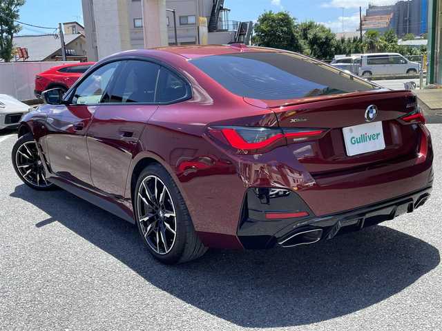 ＢＭＷ Ｍ４４０ｉ xDrive グランクーペ 神奈川県 2021(令3)年 1.4万km ワイン 黒革シート/harman/kardon/純正メモリーナビ・地デジTV/全方位カメラ/ワイヤレス充電/インテリジェントセーフティ/レーダークルーズコントロール/衝突軽減ブレーキ/LKA/BSM/パークアシスト/後退アシスト/純正19インチAW/青ブレーキキャリパー/LEDヘッドライト/電動トランク/前席パワーシート/シートヒーター/純正USB/BT/ミラーリング機能/ミラーETC2.0/前後ドライブレコーダー/パドルシフト/プッシュスタート/スマートキー×2/社外18AW/スタッドレスタイヤ車載/R4/5/6年ディーラー整備記録/保証書・取扱説明書