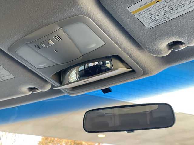 日産 エルグランド 250ハイウェイスター 静岡県 2011(平23)年 8.9万km ブリリアントホワイトパール 社外ナビ　/社外フリップダウンモニター　/両側パワスラ　/半革シート　/革巻きステアリング　/オートライト　/ウィンカーミラー　/木目調パネル/ETC　/純正１８インチＡＷ　/スマートキー　/スペアキー　/保証書　/取説