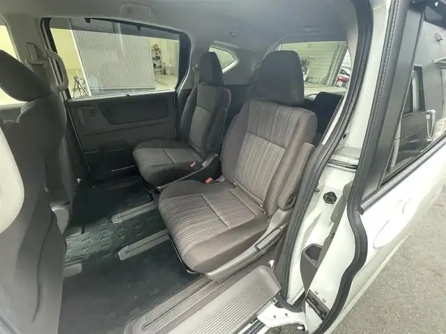 ホンダ フリード ハイブリット G ホンダセンシング 滋賀県 2017(平29)年 8.1万km ホワイトオーキッドパール 純正SDナビ/【Bluetooth/CD/DVD/USB/フルセグ】/バックカメラ/両側パワースライドドア/追従クルーズコントロール/LEDヘッドライト/スマートキー/プッシュスタート/ステアリングリモコン/ビルトインETC