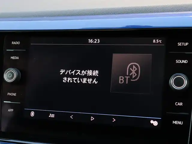 フォルクスワーゲン ポロ TSIハイライン 宮城県 2018(平30)年 3.4万km リーフブルーメタリック 純正8インチディスプレイオーディオ【ＢＴ／ＣＤ／ＳＤ】/ワンオーナー　/アダプティブクルーズコントロール　/フロントアシスト　/純正１６インチＡＷ　/リーフブルーインパネ　/ＬＥＤヘッドライト/オートライト　/バックカメラ　/プッシュスタート/MTモード付/スマートキー/ステアリングスイッチ/フロントフォグランプ/フロアマット/ETC/アイドリングストップ/禁煙車