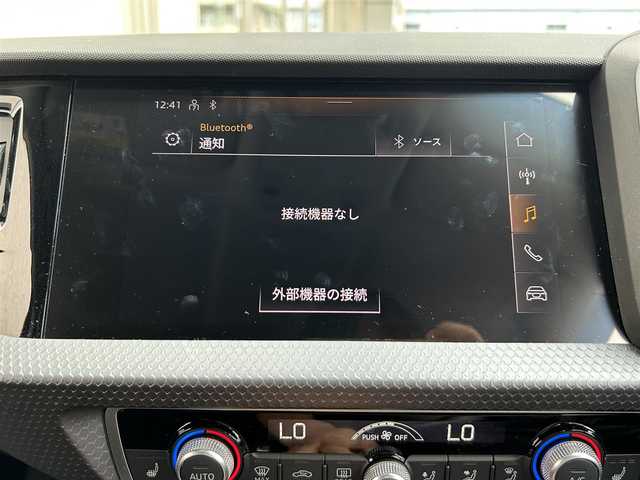 アウディ アウディ Ａ１ SB シティカーバーブラックスタイルED 大阪府 2022(令4)年 1.5万km ミトスブラックメタリック 純正８インチナビ/（Bluetooth）/レーダークルーズコントロール/バックモニター/衝突軽減システム/コーナーセンサー/レーンキープアシスト/シートヒーター/オートライト/ドライブレコーダー/ＥＴＣ/17インチ純正AW/スペアキー/保証書/取扱説明書