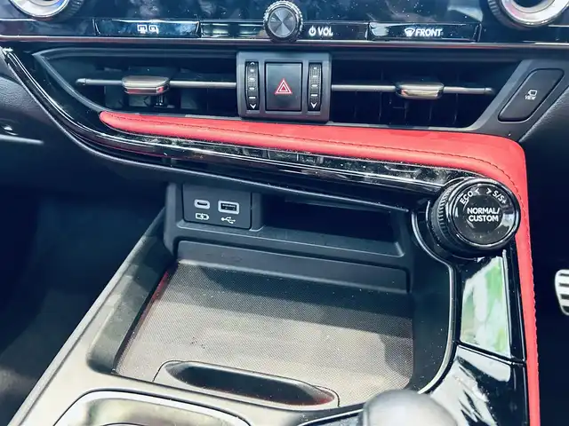 レクサス ＮＸ 350 Fスポーツ 大阪府 2022(令4)年 1.9万km ソニッククロム サンルーフ/HUD/ACC/赤黒レザーシート/パワーシート/エアシートヒーター/Dシートメモリ/ステアリングヒーター/純正ナビ/TV/360度カメラ/純正20インチAW/LEDヘッドライト/電動リアゲート/ブラインドスポット/ETC/ドラレコ/デジタルインナーミラー