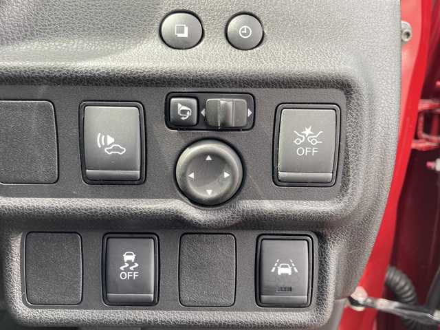 日産 ノート e－パワー メダリスト Bアロー 岐阜県 2018(平30)年 4.6万km 赤 登録時走行距離45736キロ/純正7インチSDナビ（MM318D-W）/ワンセグテレビ/全方位カメラ/バックカメラ/Blue tooth・CD・DVD・AUX・iPod・SDミュージックサーバー/ETC/衝突被害軽減システム/デジタルインナーミラー/EBD（電子制御制動力配分システム）/インテリジェント エマージェンシーブレーキ/LDW（車線逸脱警報）/踏み間違い衝突防止アシスト/車両接近通報装置/コーナーセンサー前後/ドライブレコーダー前方/LEDヘッドライト/オートライト/フォグランプ/ウィンカーミラー/レーンキープアシスト/レーダークルーズコントロール/横滑り防止装置/SRSエアバッグシステム運転席・助手席/純正15アルミホイール/ハーフレザーシート/フルフラットシート/純正フロアマット/プッシュスタート/スマートキー/スペアキー1本/保証書/取扱説明書/記録簿/ドアバイザー/ルーフブラック