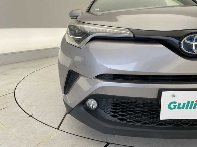 トヨタ Ｃ－ＨＲ G 愛知県 2017(平29)年 4.9万km メタルストリームM 純正9型ナビ/レーダークルーズコントロール/シートヒーター/バックカメラ/コーナーセンサー/純正アルミホイール/ブラインドスポットモニター/HIDヘッドライト/オートマチックハイビーム/ドライブレコーダー/ETC/衝突軽減システム/フルセグ/CD DVD/Bluetooth/ステアリングスイッチ/スマートキー/プッシュスタート