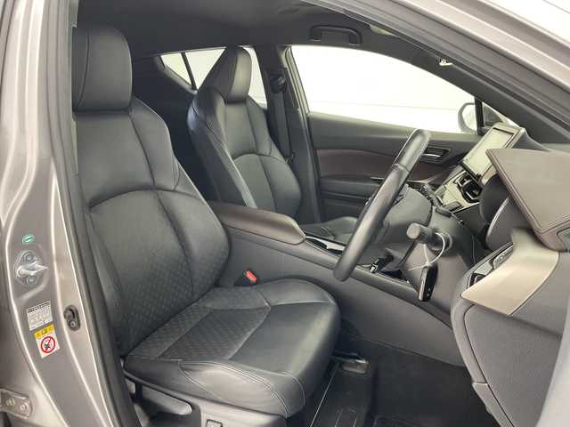 トヨタ Ｃ－ＨＲ G 愛知県 2017(平29)年 4.9万km メタルストリームM 純正9型ナビ/レーダークルーズコントロール/シートヒーター/バックカメラ/コーナーセンサー/純正アルミホイール/ブラインドスポットモニター/HIDヘッドライト/オートマチックハイビーム/ドライブレコーダー/ETC/衝突軽減システム/フルセグ/CD DVD/Bluetooth/ステアリングスイッチ/スマートキー/プッシュスタート