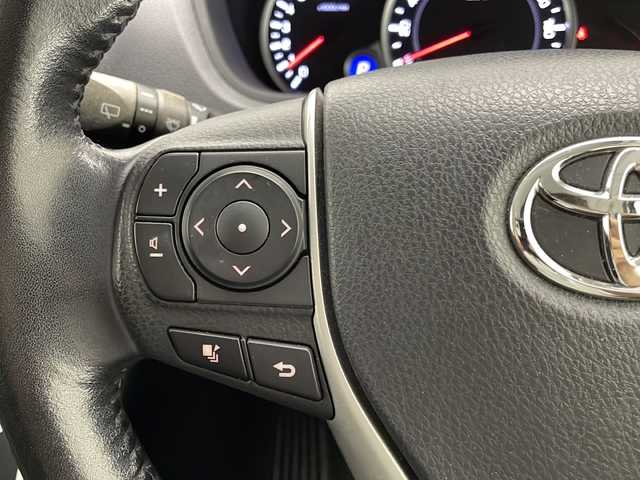 トヨタ ヴォクシー ZS 宮崎県 2014(平26)年 7.3万km ホワイトパールクリスタルシャイン 禁煙車/純正9型ナビTV/（NSZT-Y62G/CD/DVD/Bluetooth/フルセグTV)/純正バックカメラ/純正ビルトインETC/純正キセノンオートライト/純正フォグ/純正エアロ/純正ルーフエンドスポイラー/純正16インチアルミ/純正フロアマット/左側電動スライドドア/デュアルオートエアコン/ウインカードアミラー/オート電動格納ミラー/本革巻ハンドル/スマートキー/プッシュエンジンスタート/スペアキー/新車時保証書/取扱い説明書