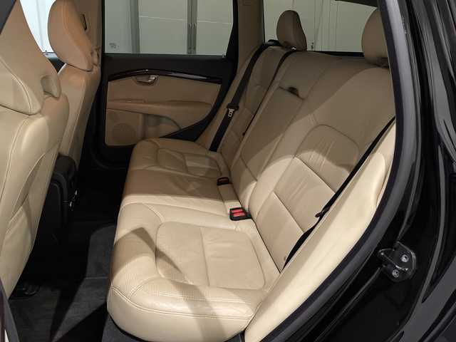 ボルボ Ｖ７０ 2．5T LE 新潟県 2008(平20)年 11.6万km ブラックサファイアメタリック 前席シートヒーター/前席ベンチレーション/横滑り防止/ブレーキアシスト/ダイナミック・スタビリティ＆トラクション・コントロール/クルーズコントロール/アイドリングストップ