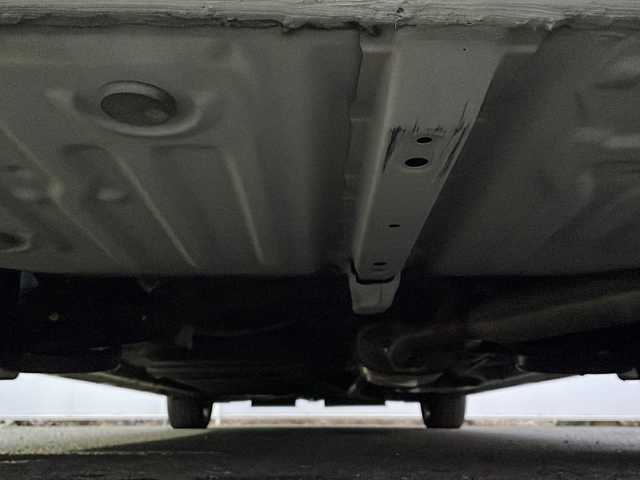 トヨタ ノア ハイブリッド Si 岩手県 2016(平28)年 9.7万km ホワイトパールクリスタルシャイン フリップダウンモニター　純正１０型ナビ　両側パワスラ　バックＣ　Ｂｌｕｅｔｏｏｔｈ　ＤＶＤ再生　フルセグ　ビルトインＥＴＣ　純正１６インチＡＷ　ＬＥＤオートハイビーム　フロントフォグ　スマートキー