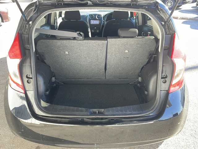 日産 ノート X 長野県 2012(平24)年 11.3万km スーパーブラック 純正メモリナビ/社外14インチアルミ/アイドリングストップ/プッシュスタート/ホイール付き夏タイヤ積込