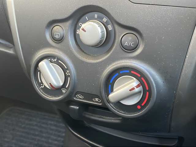 日産 ノート X 長野県 2012(平24)年 11.3万km スーパーブラック 純正メモリナビ/社外14インチアルミ/アイドリングストップ/プッシュスタート/ホイール付き夏タイヤ積込