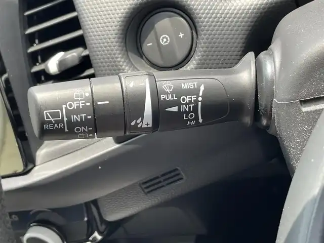 ホンダ フィット e:HEVベーシック 茨城県 2021(令3)年 2.9万km 白 社外ナビ７インチ/ワンセグテレビ/バックカメラ/クルーズコントロール/オートライト/LEDヘッドライト/カーテンエアバック/パワステ/パワーウィンドウ/横滑り防止/ABS/スマートキー/純正フロアマット