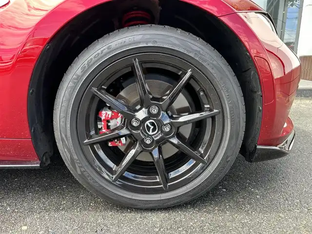 マツダ ロードスター RS 静岡県 2021(令3)年 0.5万km ソウルレッドクリスタルM 6速MT/純正フルエアロ FSR/ワンオーナー/純正ナビ/DVD再生/バックカメラ/BOSEサウンド/360ドラレコ　CS-360FH/ETC/RECARO製シート/シートヒーター/プッシュスタート/パーキングセンサー/オートエグゼ　ローダウンスプリング/オートエグゼ　リヤウィング　/オートエグゼ　スポーツステアリングホイール /HKSマフラー/純正マフラー有/純正フロアマット/LEDヘッドライト/スマートキー/プッシュスタート/純正16AW