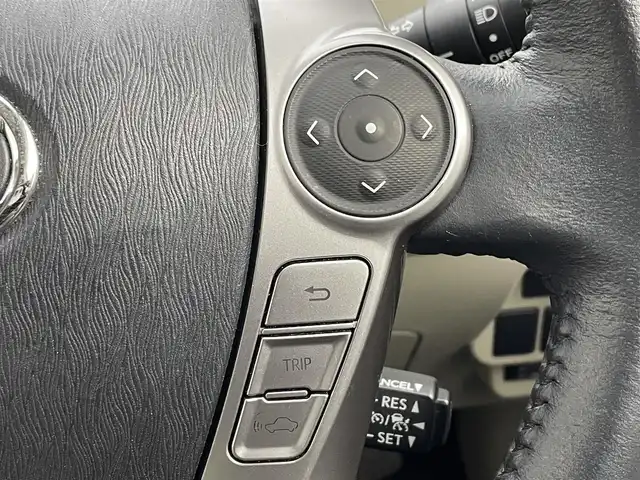 トヨタ プリウス α G 茨城県 2020(令2)年 3万km ホワイトパールクリスタルシャイン 社外ナビ/バックカメラ/ビルトインETC/衝突被害軽減ブレーキ/レーダークルーズコントロール/レーンディパーチャーアラート/オートマチックハイビーム/LEDオートヘッドライト/フォグライト/ハーフレザーシート/パワーシート/ステアリングリモコン/禁煙車