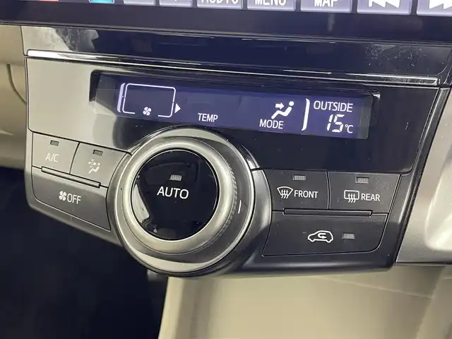 トヨタ プリウス α G 茨城県 2020(令2)年 3万km ホワイトパールクリスタルシャイン 社外ナビ/バックカメラ/ビルトインETC/衝突被害軽減ブレーキ/レーダークルーズコントロール/レーンディパーチャーアラート/オートマチックハイビーム/LEDオートヘッドライト/フォグライト/ハーフレザーシート/パワーシート/ステアリングリモコン/禁煙車