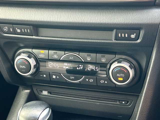 マツダ アクセラ スポーツ 15S プロアクティブ 福岡県 2019(平31)年 4.3万km スノーフレイクホワイトパールマイカ 純正ナビ/（フルセグ/FM/AM/Bluetooth/USB/CD/DVD/AUX）/アラウンドビューモニター/ETC/ブラインドスポットモニター/横滑り防止装置/レーンキープアシスト/衝突被害軽減システム/パーキングセンサー/LEDヘッドライト/フォグランプ/レーダークルーズコントロール/パドルシフト/ヘッドアップディスプレイ/ステアリングスイッチ/ヒートステアリング/D/N席シートヒーター/D席パワーシート/電動格納ミラー/ドアバイザー/スマートキー/スペアキー