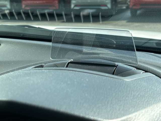 マツダ アクセラ スポーツ 15S プロアクティブ 福岡県 2019(平31)年 4.3万km スノーフレイクホワイトパールマイカ 純正ナビ/（フルセグ/FM/AM/Bluetooth/USB/CD/DVD/AUX）/アラウンドビューモニター/ETC/ブラインドスポットモニター/横滑り防止装置/レーンキープアシスト/衝突被害軽減システム/パーキングセンサー/LEDヘッドライト/フォグランプ/レーダークルーズコントロール/パドルシフト/ヘッドアップディスプレイ/ステアリングスイッチ/ヒートステアリング/D/N席シートヒーター/D席パワーシート/電動格納ミラー/ドアバイザー/スマートキー/スペアキー