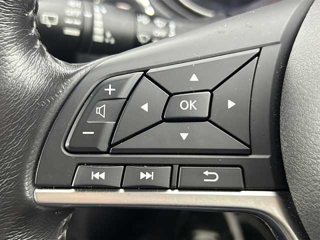日産 エクストレイル ハイブリッド 20X エクストリーマーX 愛知県 2017(平29)年 6.2万km ブリリアントホワイトパール 純正９インチナビ(MM51D-2)　/フルセグ/Ｂｌｕｅｔｏｏｔｈ/ＣＤ/ＤＶＤ　/全方位カメラ　/ドライブレコーダー　/デジタルインナーミラー/ビルトインＥＴＣ　/衝突軽減ブレーキ　/レーンキープアシスト　/レーダークルーズコントロール　/カプロンシート/シートヒーター/スマートキー/スペアキー/パワーバックドア/LEDヘッドライト/オートライト/オートハイビーム/フォグランプ/純正アルミホイール/純正フロアマット