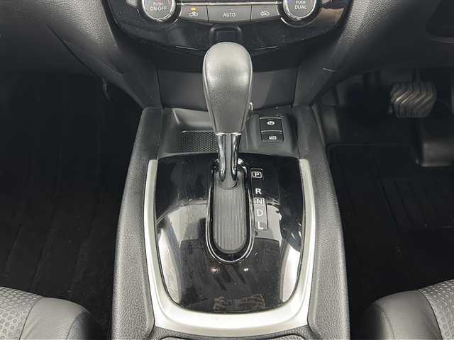 日産 エクストレイル ハイブリッド 20X エクストリーマーX 愛知県 2017(平29)年 6.2万km ブリリアントホワイトパール 純正９インチナビ(MM51D-2)　/フルセグ/Ｂｌｕｅｔｏｏｔｈ/ＣＤ/ＤＶＤ　/全方位カメラ　/ドライブレコーダー　/デジタルインナーミラー/ビルトインＥＴＣ　/衝突軽減ブレーキ　/レーンキープアシスト　/レーダークルーズコントロール　/カプロンシート/シートヒーター/スマートキー/スペアキー/パワーバックドア/LEDヘッドライト/オートライト/オートハイビーム/フォグランプ/純正アルミホイール/純正フロアマット