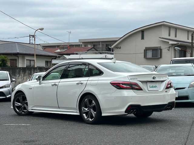 トヨタ クラウン ハイブリッド RS アドバンス 三重県 2018(平30)年 2.7万km ホワイトパールクリスタルシャイン 純正HDDナビ（AM・FM・フルセグ・BT・CD・DVD）/トヨタセーフティセンス/・レーントレーシングアシスト/・レーダークルーズコントロール/・プリクラッシュセーフティ/・アダプティブハイビーム/・先行車発進告知機能/ブラインドスポットモニター/デジタルインナーミラー/ヘッドアップディスプレイ/パノラミックビューモニター/3眼LEDヘッドランプ/スマートエントリー/スタートシステム/MTモード付AT/ETC2.0/ドライブレコーダー（前方）/取扱説明書/保証書/スペアキー有り（2本）