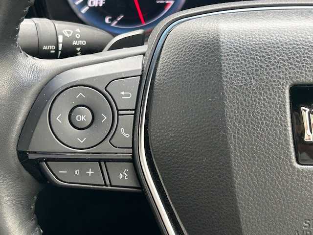 トヨタ クラウン ハイブリッド RS アドバンス 三重県 2018(平30)年 2.7万km ホワイトパールクリスタルシャイン 純正HDDナビ（AM・FM・フルセグ・BT・CD・DVD）/トヨタセーフティセンス/・レーントレーシングアシスト/・レーダークルーズコントロール/・プリクラッシュセーフティ/・アダプティブハイビーム/・先行車発進告知機能/ブラインドスポットモニター/デジタルインナーミラー/ヘッドアップディスプレイ/パノラミックビューモニター/3眼LEDヘッドランプ/スマートエントリー/スタートシステム/MTモード付AT/ETC2.0/ドライブレコーダー（前方）/取扱説明書/保証書/スペアキー有り（2本）