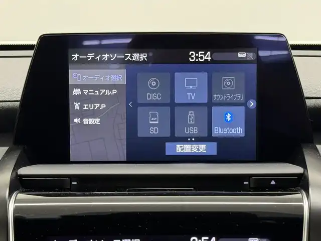 トヨタ クラウン ハイブリッド RS アドバンス 三重県 2018(平30)年 2.7万km ホワイトパールクリスタルシャイン ハイブリッド/FR/MTモード付フロアCVT/純正 8インチナビ/（AM/FM/CD/DVD/Blu-ray/SDREC/SD/USB/Bluetooth/Miracast/AUX/TV）/【OP】パノラミックビューモニター*1/ドライブレコーダー 前方/ビルトイン ETC/Toyota Safety Sense/・プリクラッシュセーフティ/・レーントレーシングアシスト/・レーダークルコン/・ロードサインアシスト/・アダプティブハイビームシステム/・ブラインドスポットモニター＋リヤクロストラフィックアラート/・インテリジェントクリアランスソナー［パーキングサポートブレーキ（静止物）］/・インテリジェント パーキングアシスト2（巻き込み警報機能付）*1/・リヤカメラディテクション［RCD］/・【OP】ITS Connect/など/装備/・【OP】デジタルインナーミラー/・シートヒーター（D/N）/・パワーシート（Dメモリー付8way＋ランバーサポート/N4way）/・パドルシフト/・雨滴感応式フロントワイパー/・AC100Vコンセント（100W）/・3眼LEDヘッドランプ（シーケンシャルターンランプ付）/・オートライト/・左右独立オートエアコン/など/*…セットでメーカーOP