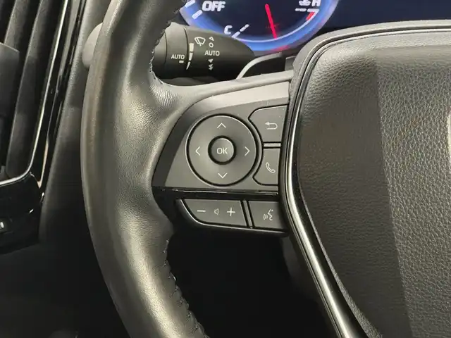 トヨタ クラウン ハイブリッド RS アドバンス 三重県 2018(平30)年 2.7万km ホワイトパールクリスタルシャイン ハイブリッド/FR/MTモード付フロアCVT/純正 8インチナビ/（AM/FM/CD/DVD/Blu-ray/SDREC/SD/USB/Bluetooth/Miracast/AUX/TV）/【OP】パノラミックビューモニター*1/ドライブレコーダー 前方/ビルトイン ETC/Toyota Safety Sense/・プリクラッシュセーフティ/・レーントレーシングアシスト/・レーダークルコン/・ロードサインアシスト/・アダプティブハイビームシステム/・ブラインドスポットモニター＋リヤクロストラフィックアラート/・インテリジェントクリアランスソナー［パーキングサポートブレーキ（静止物）］/・インテリジェント パーキングアシスト2（巻き込み警報機能付）*1/・リヤカメラディテクション［RCD］/・【OP】ITS Connect/など/装備/・【OP】デジタルインナーミラー/・シートヒーター（D/N）/・パワーシート（Dメモリー付8way＋ランバーサポート/N4way）/・パドルシフト/・雨滴感応式フロントワイパー/・AC100Vコンセント（100W）/・3眼LEDヘッドランプ（シーケンシャルターンランプ付）/・オートライト/・左右独立オートエアコン/など/*…セットでメーカーOP