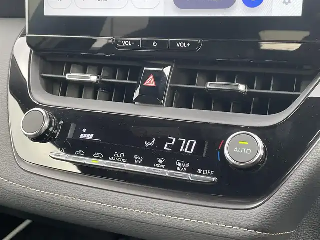 トヨタ カローラツーリング ハイブリッド ダブルバイビー 道南・函館 2023(令5)年 1.1万km プラチナホワイトパールマイカ /純正メモリナビ//フルセグＴＶ//バックカメラ//クルーズコントロール//ブラインドスポットモニター//レーンキープアシスト//コーナーセンサー//衝突軽減ブレーキ//オートハイビーム//オートライト//シートヒーター//ステアリングヒーター//フロアマット//ETC2.0//スペアキー//スマートキー