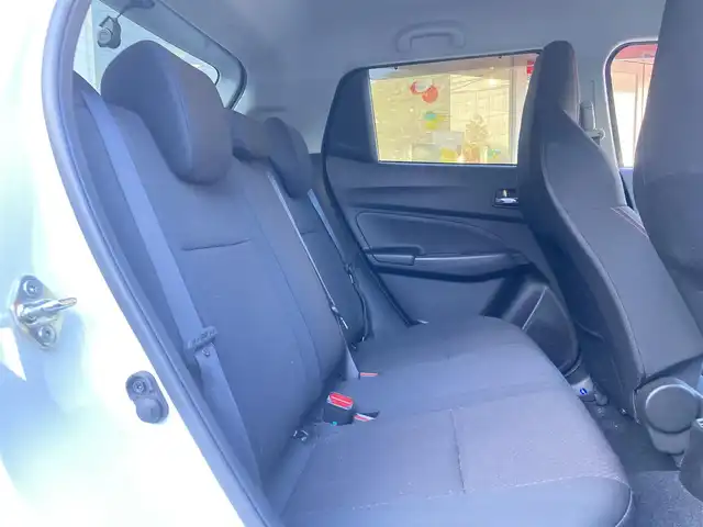 スズキ スイフト スポーツ 長崎県 2022(令4)年 5.7万km ピュアホワイトP 登録時56152km/純正ナビ/・TV/・Bluetoothaudio/・DVD/バックカメラ/全方位カメラ/ビルトインETC/純正フロント、リア、サイドアンダーガーニッシュ/レーダークルーズコントロール/ドライブレコーダー/D席シートヒーター/ブラインドスポットモニター