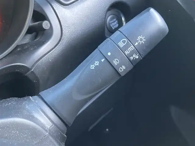 スズキ スイフト スポーツ 長崎県 2022(令4)年 5.7万km ピュアホワイトP 登録時56152km/純正ナビ/・TV/・Bluetoothaudio/・DVD/バックカメラ/全方位カメラ/ビルトインETC/純正フロント、リア、サイドアンダーガーニッシュ/レーダークルーズコントロール/ドライブレコーダー/D席シートヒーター/ブラインドスポットモニター