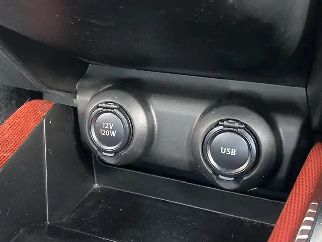 スズキ スイフト スポーツ 長崎県 2022(令4)年 5.7万km ピュアホワイトP 登録時56152km/純正ナビ/・TV/・Bluetoothaudio/・DVD/バックカメラ/全方位カメラ/ビルトインETC/純正フロント、リア、サイドアンダーガーニッシュ/レーダークルーズコントロール/ドライブレコーダー/D席シートヒーター/ブラインドスポットモニター