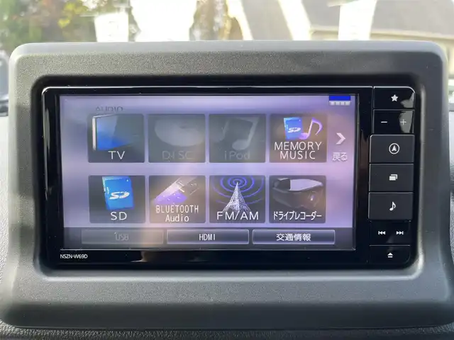 ダイハツ コペン セロS 三重県 2019(令1)年 2.1万km クリアブルークリスタルメタリック 5MT/RAYS(GRAM LIGHTS)16インチアルミホイール/D-SPORTスポーツマフラー feat. 5ZIGEN/純正ナビ（地デジTV/CD/DVD/USB/SD/Bluetooth/AM/FM）/バックカメラ/ETC/ドライブレコーダー（前）/シートヒーター（運転席/助手席）/RECARO製ブラックスエード調ファブリックスポーツシート/BILSTEIN製ショックアブソーバー/BILSTEINエンブレム/MOMO製シルバー加飾付革巻きステアリングホイール/丸形LEDヘッドランプ/丸形LEDリアコンビネーションランプ/ロールバー/エアロディフレクター/キーフリーシステム/プッシュスタート