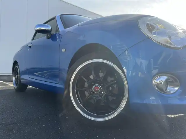 ダイハツ コペン セロS 三重県 2019(令1)年 2.1万km クリアブルークリスタルメタリック 5MT/RAYS(GRAM LIGHTS)16インチアルミホイール/D-SPORTスポーツマフラー feat. 5ZIGEN/純正ナビ（地デジTV/CD/DVD/USB/SD/Bluetooth/AM/FM）/バックカメラ/ETC/ドライブレコーダー（前）/シートヒーター（運転席/助手席）/RECARO製ブラックスエード調ファブリックスポーツシート/BILSTEIN製ショックアブソーバー/BILSTEINエンブレム/MOMO製シルバー加飾付革巻きステアリングホイール/丸形LEDヘッドランプ/丸形LEDリアコンビネーションランプ/ロールバー/エアロディフレクター/キーフリーシステム/プッシュスタート