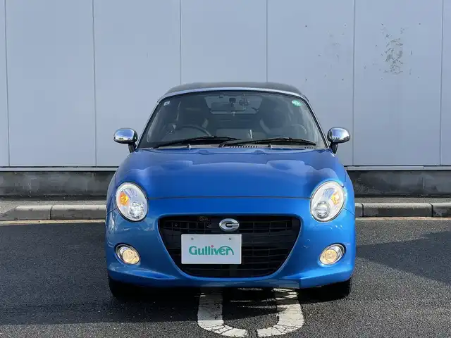 ダイハツ コペン セロS 三重県 2019(令1)年 2.1万km クリアブルークリスタルメタリック 5MT/RAYS(GRAM LIGHTS)16インチアルミホイール/D-SPORTスポーツマフラー feat. 5ZIGEN/純正ナビ（地デジTV/CD/DVD/USB/SD/Bluetooth/AM/FM）/バックカメラ/ETC/ドライブレコーダー（前）/シートヒーター（運転席/助手席）/RECARO製ブラックスエード調ファブリックスポーツシート/BILSTEIN製ショックアブソーバー/BILSTEINエンブレム/MOMO製シルバー加飾付革巻きステアリングホイール/丸形LEDヘッドランプ/丸形LEDリアコンビネーションランプ/ロールバー/エアロディフレクター/キーフリーシステム/プッシュスタート