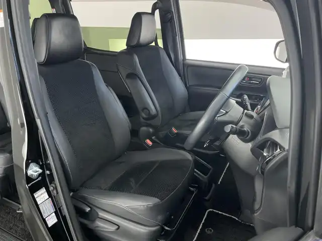 トヨタ ヴォクシー ハイブリッド ZS 煌Ⅲ 愛知県 2020(令2)年 8.2万km ブラック 純正10インチナビ/トヨタセーフティセンス/両側パワースライドドア/黒ハーフレザーシート/フルセグTV/バックカメラ/シートヒーター/前後ドライブレコーダー/ETC/クルーズコントロール/LEDオートライト/フォグランプ/コーナーセンサー/DVD/純正フロアマット/純正アルミホイール/禁煙車