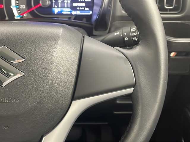 スズキ ハスラー Jスタイル 栃木県 2021(令3)年 0.5万km クールカーキパールメタリック/ホワイト2トーンルーフ 衝突軽減システム/アイドリングストップ/パーキングサポートセンサー/レーンキープアシスト/前席シートヒーター/ステアリングスイッチ/電動格納ミラー/純正フロアマット/純正15インチAW/オートライト/LEDヘッドライト/プッシュスタート/スマートキー