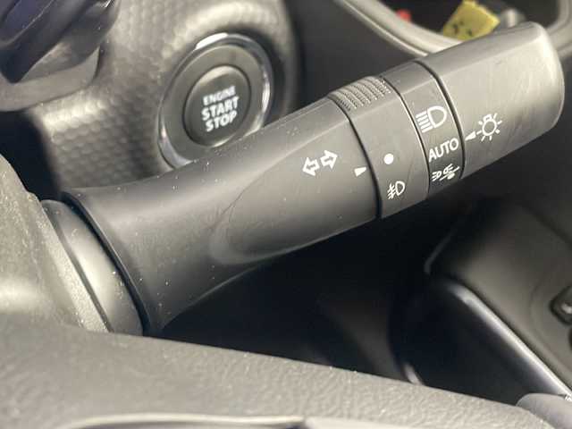 スズキ ハスラー Jスタイル 栃木県 2021(令3)年 0.5万km クールカーキパールメタリック/ホワイト2トーンルーフ 衝突軽減システム/アイドリングストップ/パーキングサポートセンサー/レーンキープアシスト/前席シートヒーター/ステアリングスイッチ/電動格納ミラー/純正フロアマット/純正15インチAW/オートライト/LEDヘッドライト/プッシュスタート/スマートキー