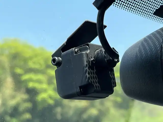 トヨタ ヴォクシー V 奈良県 2014(平26)年 7.4万km ブラック アルパインナビ/(AM/FM/CD/DVD/BT/USB/HDMI/SD/フルセグTV)/バックカメラ/アルパインフリップダウンモニター/片側パワースライドドア/オートライト/オートマチックハイビーム/ステアリングスイッチ/アイドリングストップ/純正フロアマット/電格ウインカーミラー