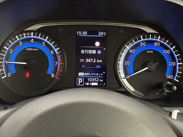 日産 デイズ X 新潟県 2023(令5)年 1.1万km アッシュブラウンM インテリジェントエマージェンシーブレーキ/純正メモリナビ/(AM/FM/SD/フルセグ/Bluetooth)/全方位モニター/LEDオートライト/純正アルミホイール付夏タイヤ積込/(155/65/R14/5mm)/クリアランスソナー/ステアリングリモコン/USBポート/スマートキー