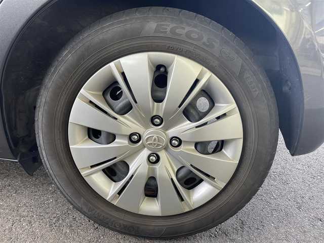 トヨタ ヴィッツ U 長崎県 2014(平26)年 5.2万km グレーメタリック 純正マルチナビ（AM/FM/ワンセグTV)/ブルートゥース/ステアリングスイッチ/フロアマット/オートライト/ドアバイザー/バックカメラ/D席シートヒーター/アイドリングストップ/ライトレベライザー