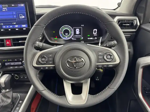 トヨタ ライズ Z 千葉県 2022(令4)年 1.6万km ブラックマイカメタリック ・純正9インチナビ/・Bluetooth/・全方位カメラ/・フルセグTV/・トヨタセーフティセンス/・衝突被害軽減システム/・レーンキープアシスト/・コーナーセンサー/・クルーズコントロール/・ブラインドスポットモニター/・オートライト/・オートマチックハイビーム/・LEDヘッドライト/・LEDフォグランプ/・シートヒーター/・ドライブレコーダー/・ETC2.0/・純正AW/・プッシュスタート/・スマートキー/・スペアキー