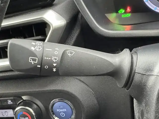 トヨタ ライズ Z 千葉県 2022(令4)年 1.6万km ブラックマイカメタリック ・純正9インチナビ/・Bluetooth/・全方位カメラ/・フルセグTV/・トヨタセーフティセンス/・衝突被害軽減システム/・レーンキープアシスト/・コーナーセンサー/・クルーズコントロール/・ブラインドスポットモニター/・オートライト/・オートマチックハイビーム/・LEDヘッドライト/・LEDフォグランプ/・シートヒーター/・ドライブレコーダー/・ETC2.0/・純正AW/・プッシュスタート/・スマートキー/・スペアキー