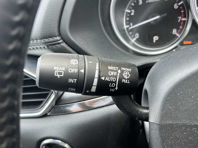 マツダ ＣＸ－８ 25S プロアクティブ 静岡県 2021(令3)年 2.9万km マシーングレープレミアムM 純正ナビ/・FM/・AM/・Bluetooth/・USB/・スマートフォン連携/・CD/DVD/・メモリーオーディオ/・フルセグTV/主要装備/・全席ＵＳＢ充電/・ワイヤレス充電/・１列目＋２列目シートヒーター/・後席オートエアコン/・フリップダウンモニター/・ハンドルヒーター/・パワーバックドア/・前後ドライブレコーダー/・ヘッドアップディスプレイ/・パーキングセンサー/・３６０°ビューモニター/・レーンキープアシスト/・SBS/SCBS/・ブラインドスポットモニタリング/・電動パーキング
