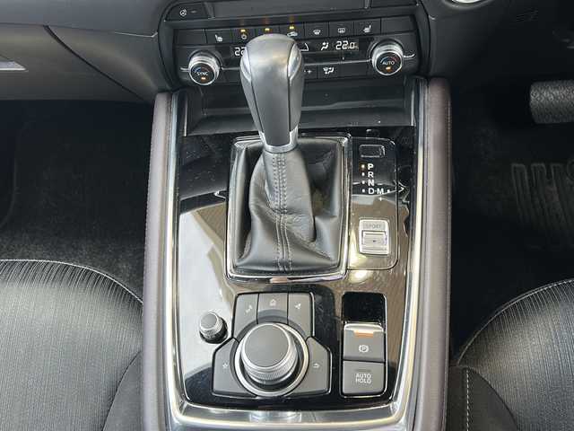 マツダ ＣＸ－８ 25S プロアクティブ 静岡県 2021(令3)年 2.9万km マシーングレープレミアムM 純正ナビ/・FM/・AM/・Bluetooth/・USB/・スマートフォン連携/・CD/DVD/・メモリーオーディオ/・フルセグTV/主要装備/・全席ＵＳＢ充電/・ワイヤレス充電/・１列目＋２列目シートヒーター/・後席オートエアコン/・フリップダウンモニター/・ハンドルヒーター/・パワーバックドア/・前後ドライブレコーダー/・ヘッドアップディスプレイ/・パーキングセンサー/・３６０°ビューモニター/・レーンキープアシスト/・SBS/SCBS/・ブラインドスポットモニタリング/・電動パーキング